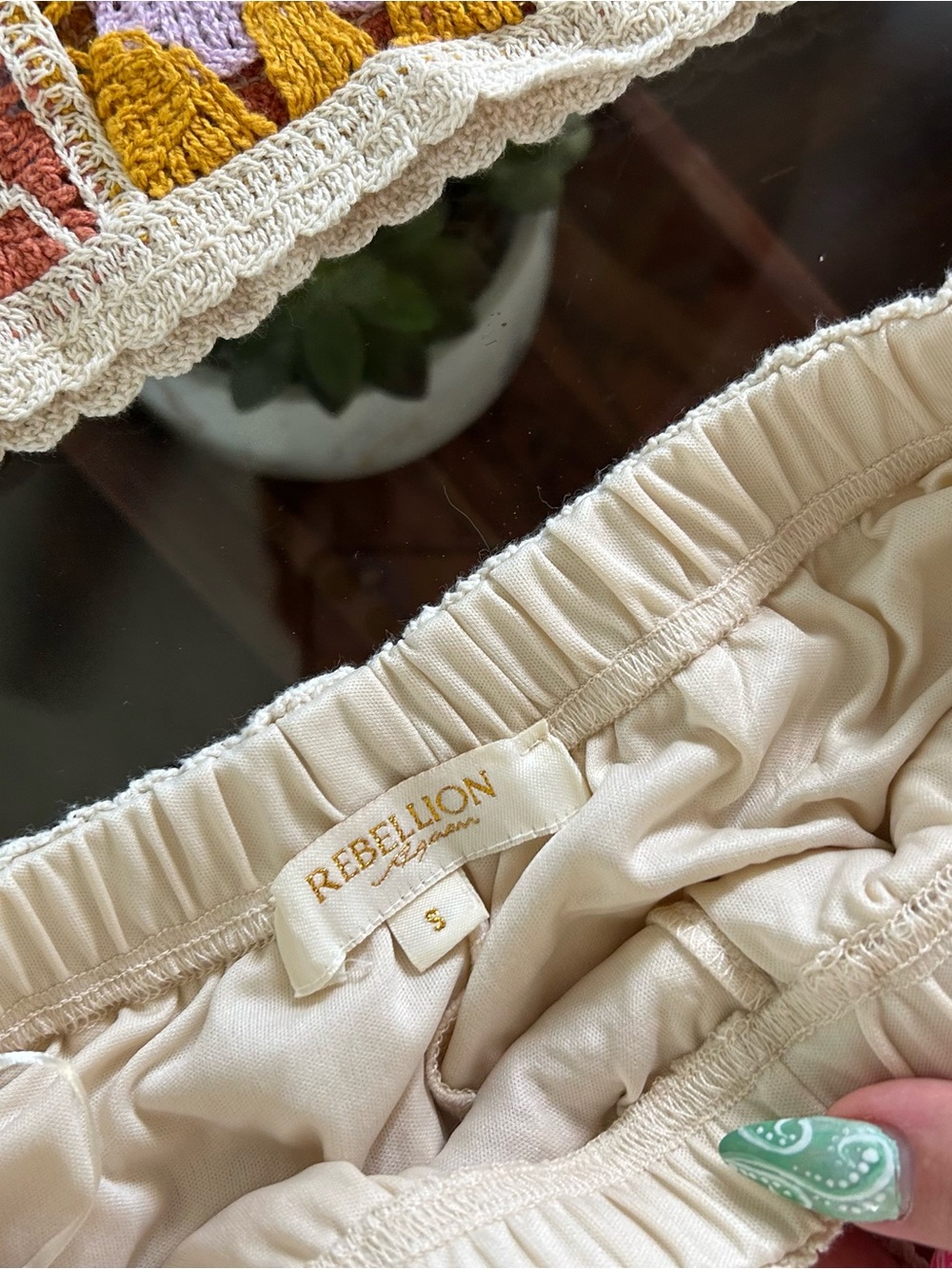 Rebellion Cream Elastic Waist Skirt - Picture 6 of 6